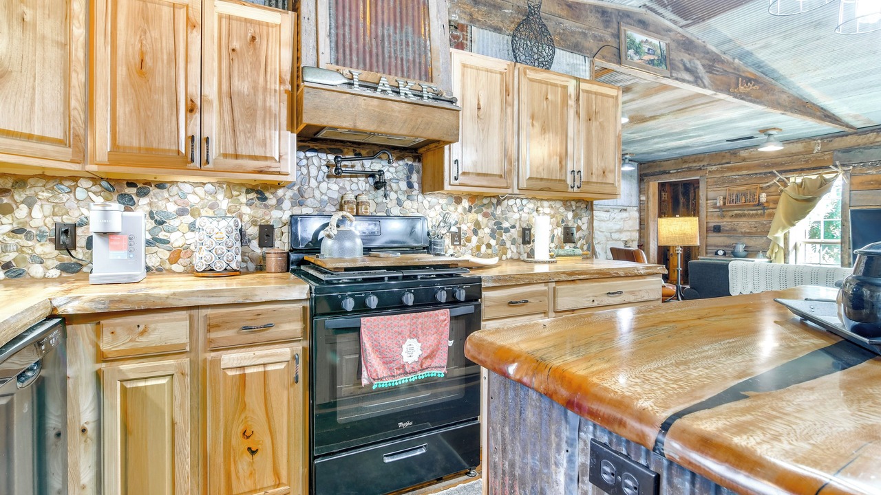 Photo of Kitchen in Shell Knob
