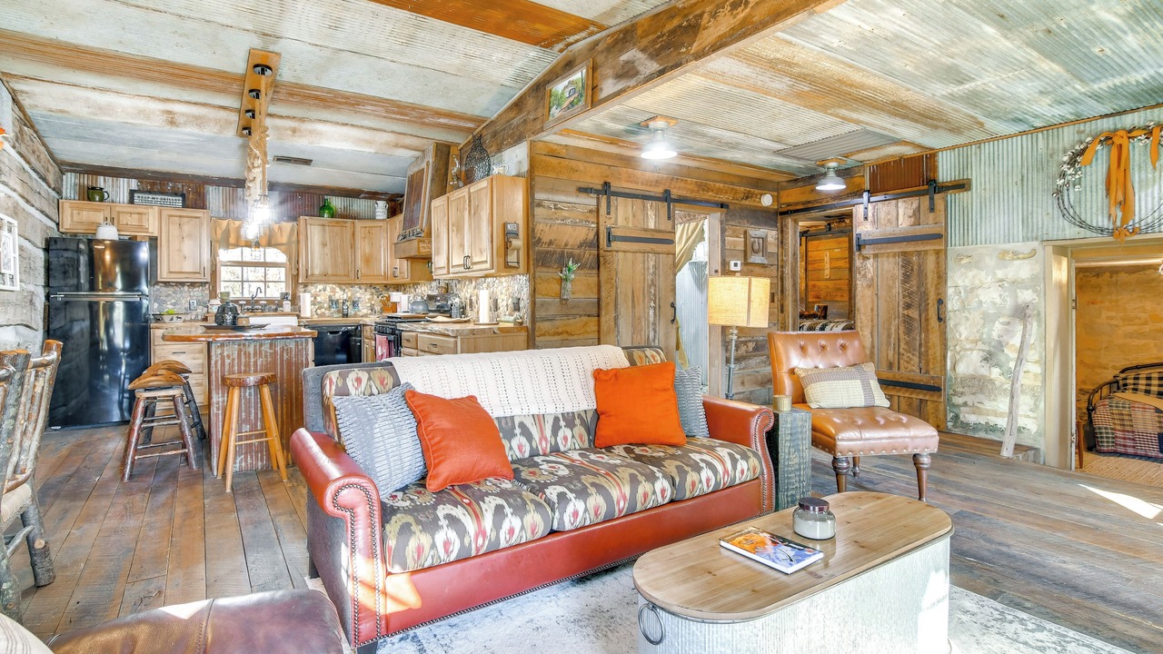 Photo of Livingroom in Shell Knob