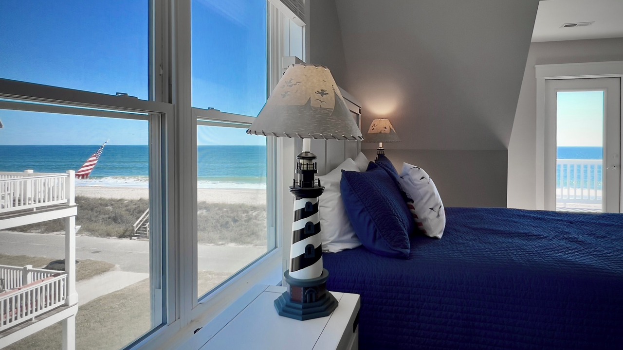 Photo of Bedroom in North Topsail Beach
