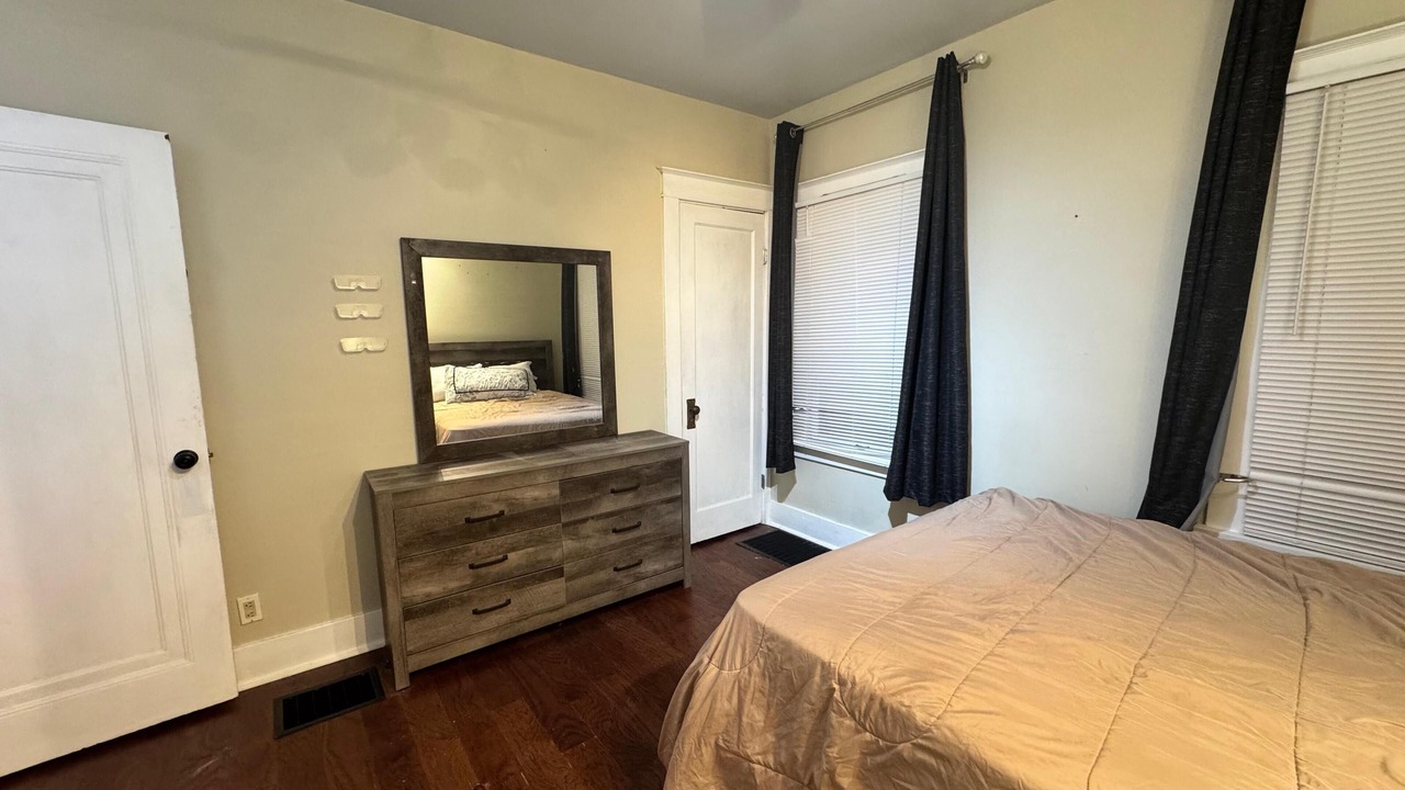 Photo of Bedroom in Clifton Heights