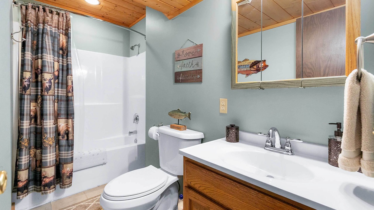 Photo of Bathroom in Lampe