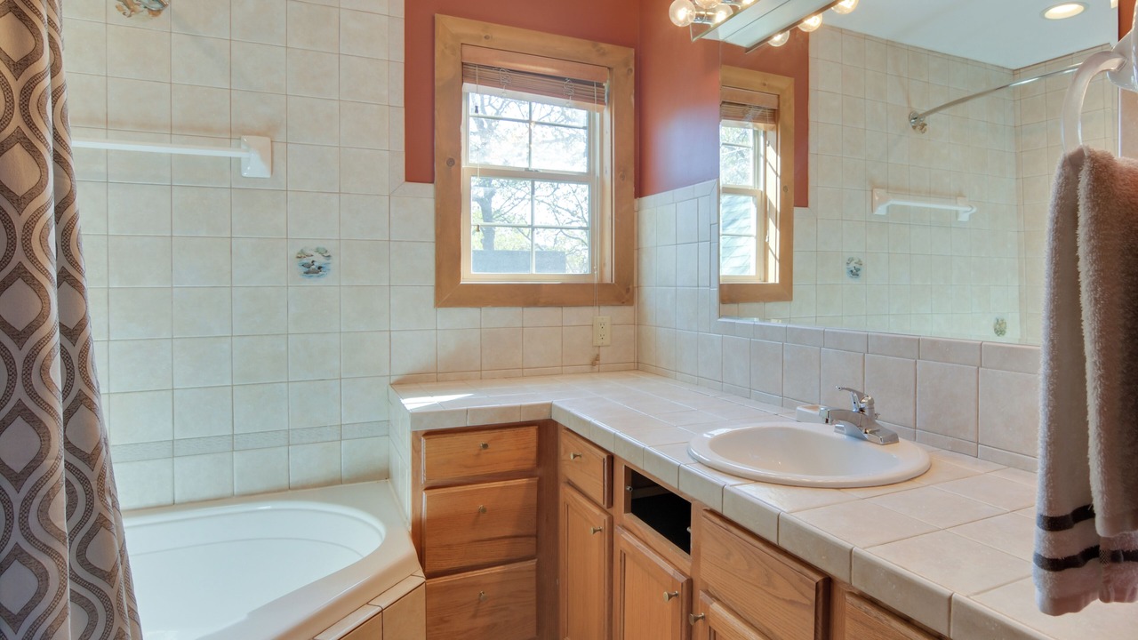 Photo of Bathroom in Lampe