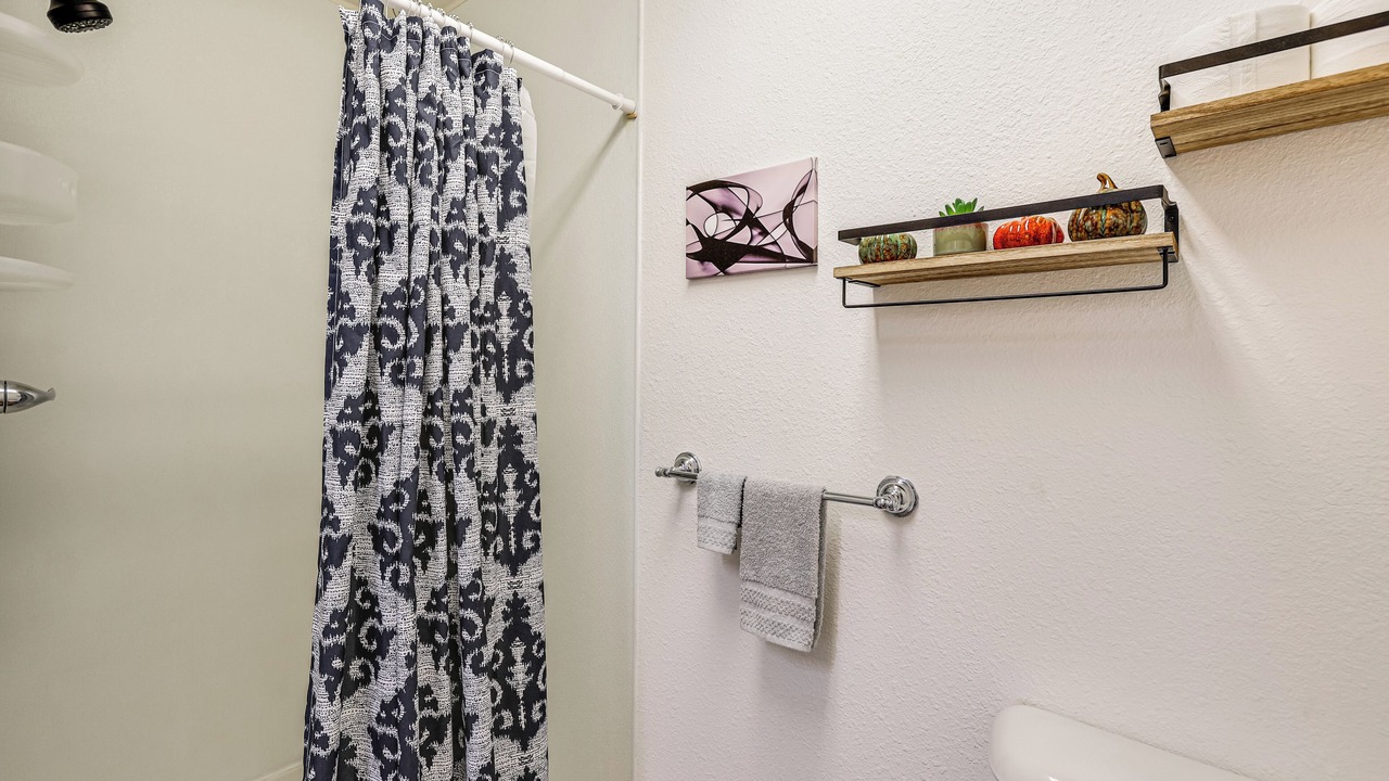 Photo of Bathroom in Kiowa