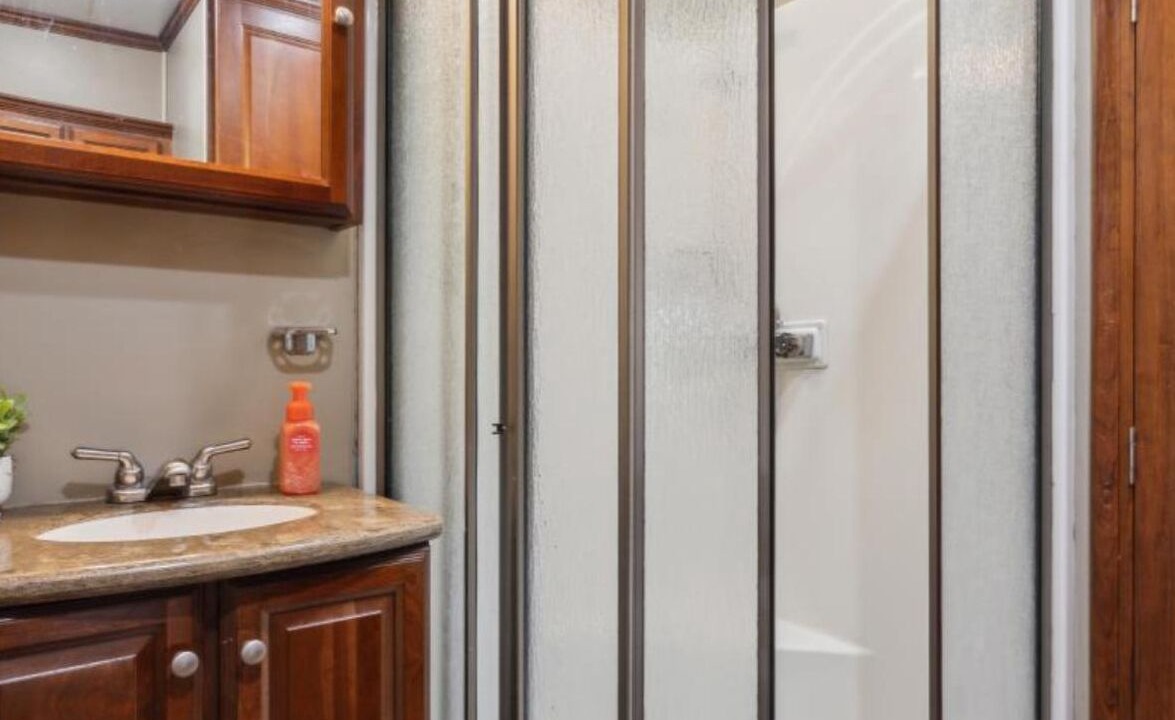 Photo of Bathroom in Counce