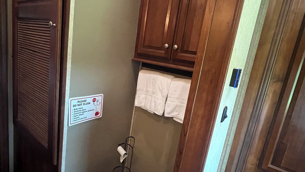 Photo of Bathroom in Counce