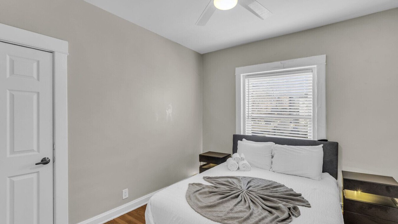 Photo of Bedroom in South Hyde Park