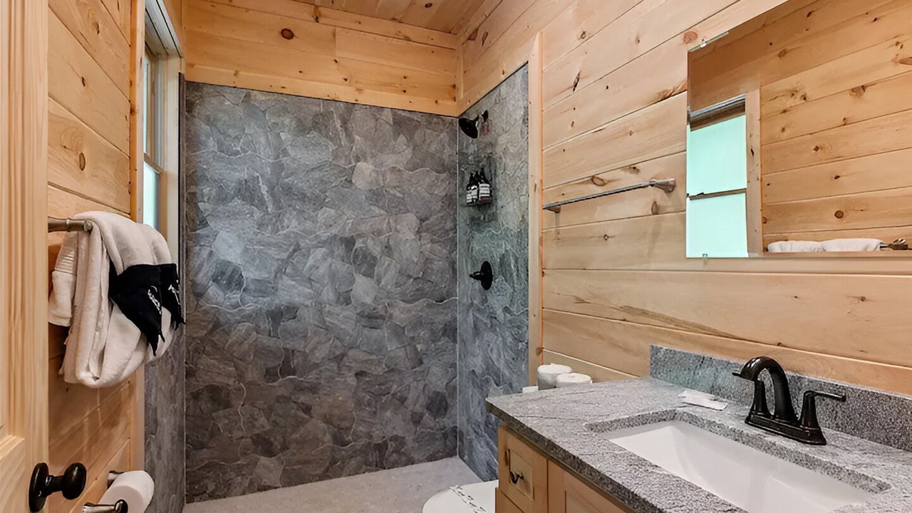 Photo of Bathroom in Smoky Mountains