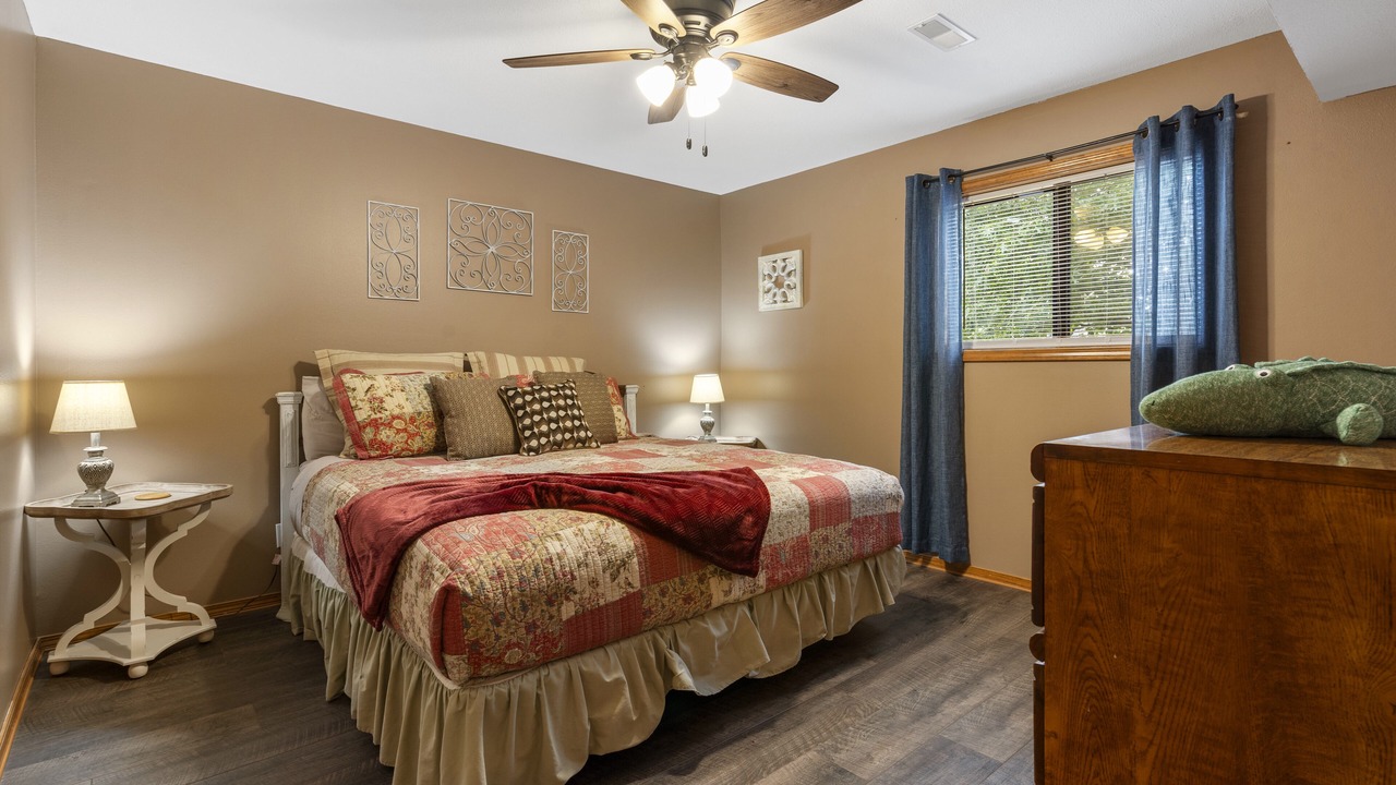 Photo of Others in Notch Estates