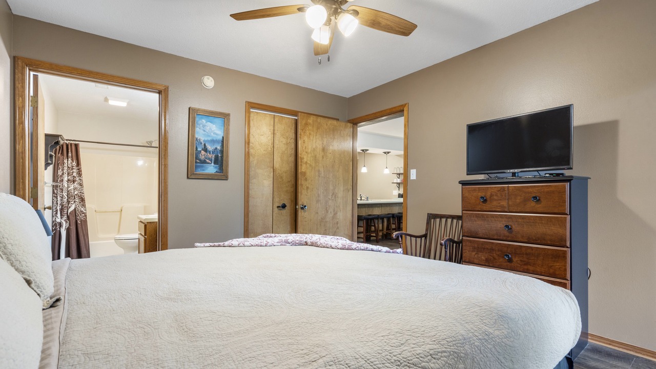 Photo of Others in Notch Estates