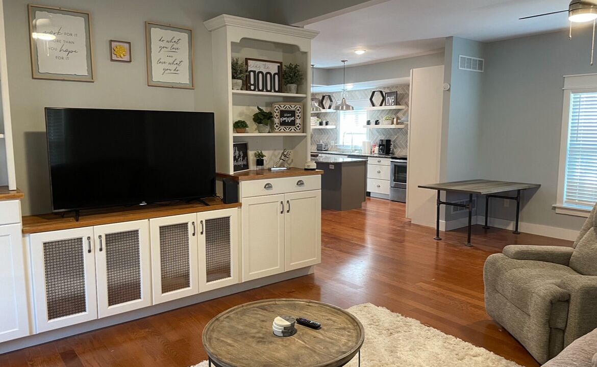 Photo of Livingroom in Larned