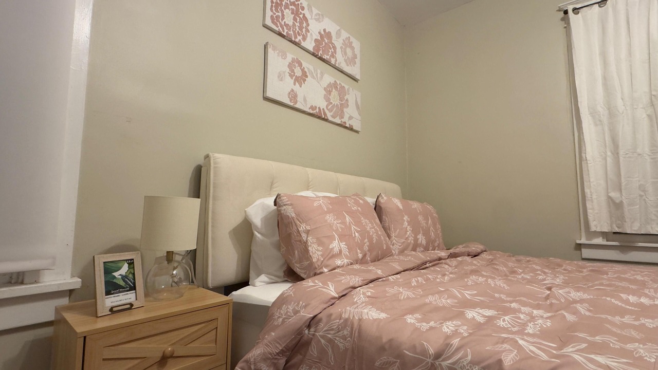 Photo of Bedroom in Clifton Heights