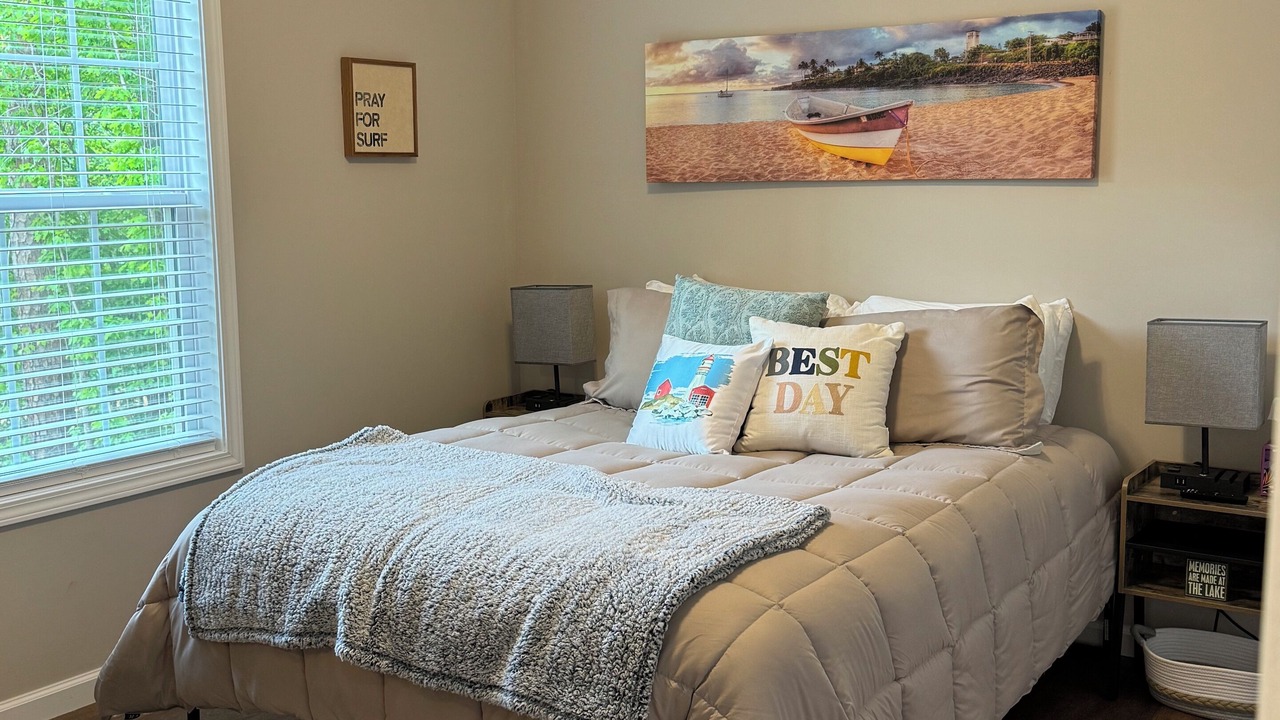 Photo of Bedroom in Counce