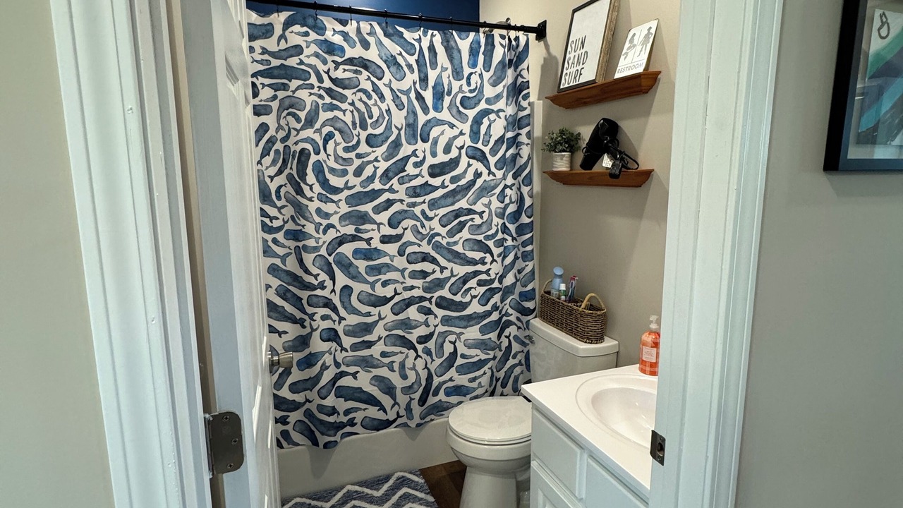 Photo of Bathroom in Counce