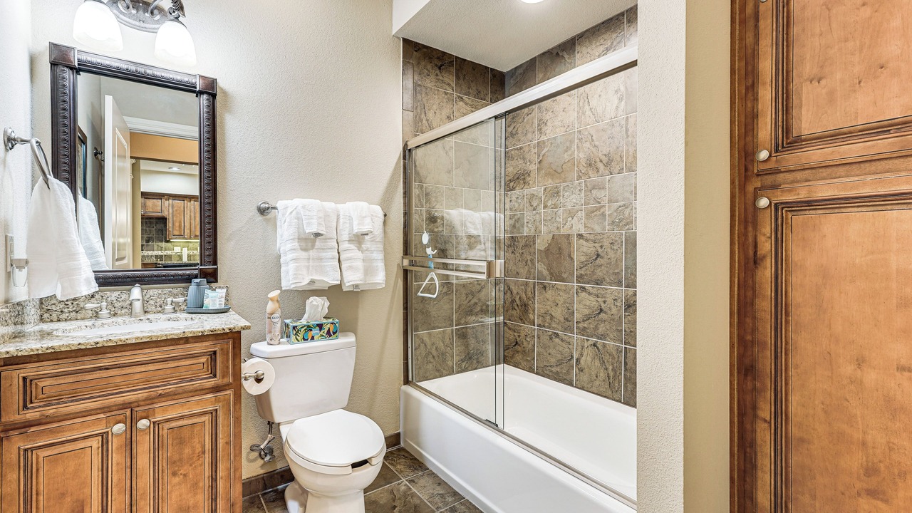 Photo of Bathroom in Branson