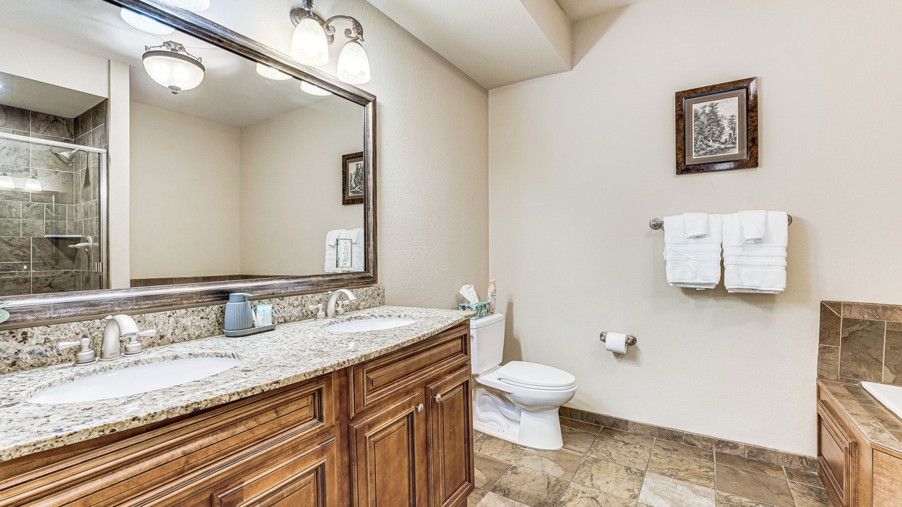 Photo of Bathroom in Branson