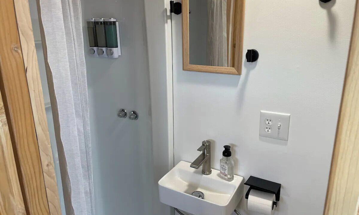 Photo of Bathroom in Walker