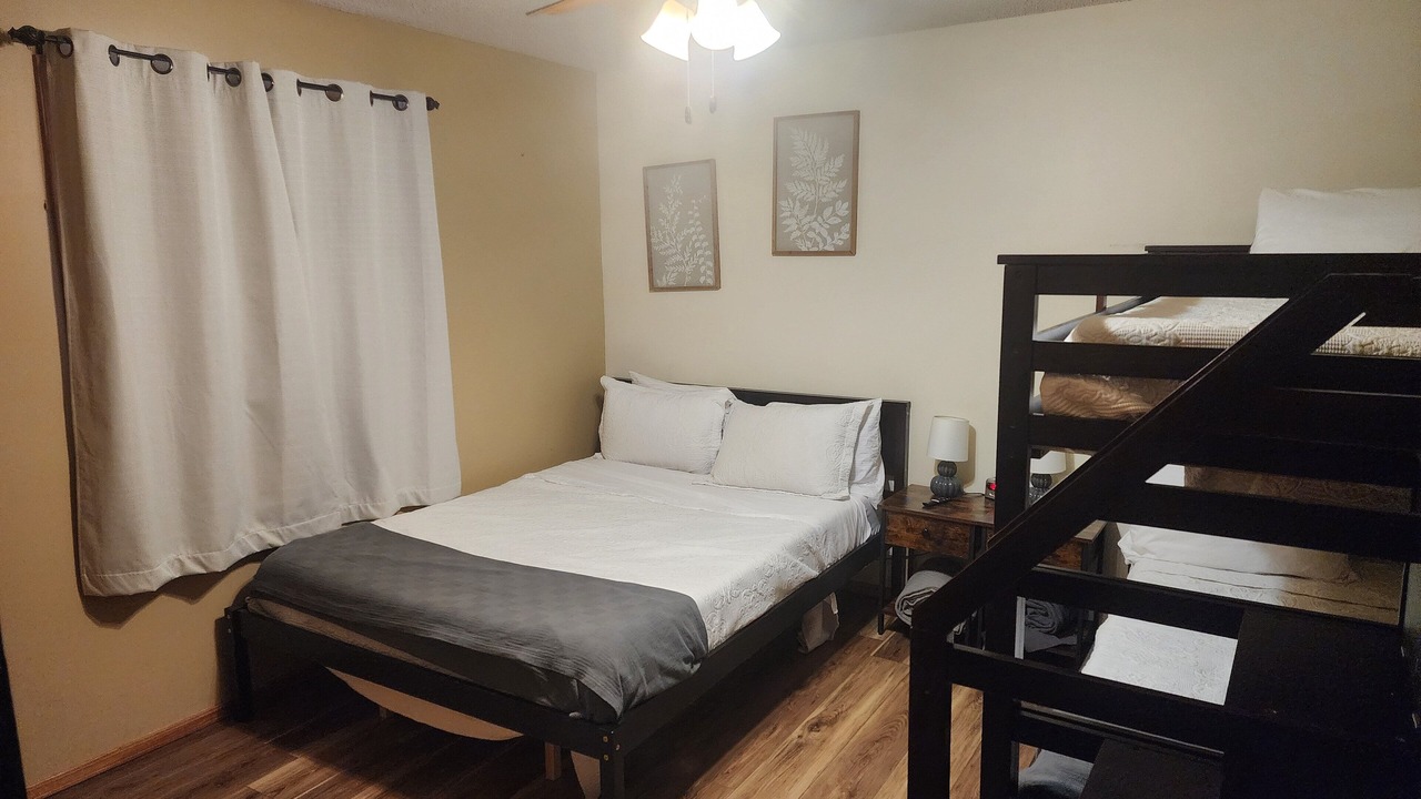 Photo of Others in Notch Estates