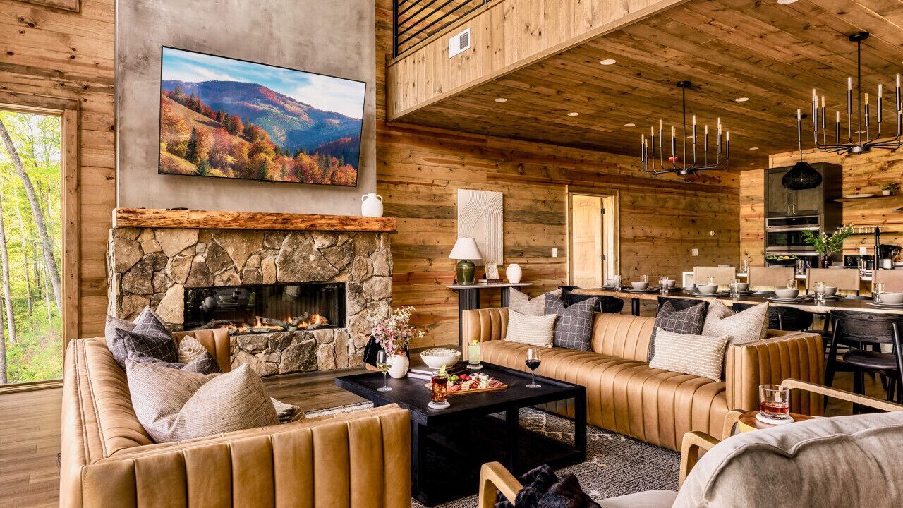 Photo of Livingroom in Pittman Center