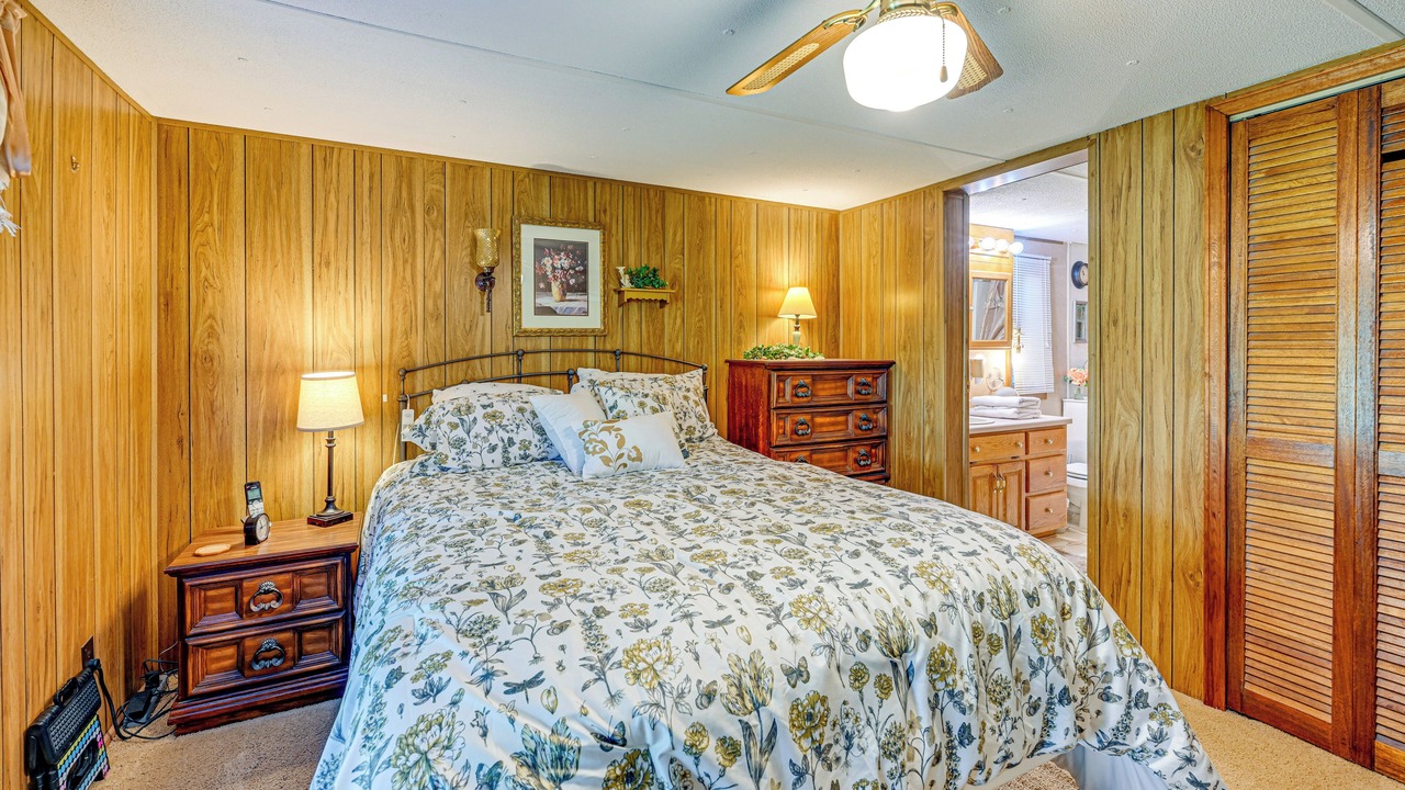 Photo of Bedroom in Sylva