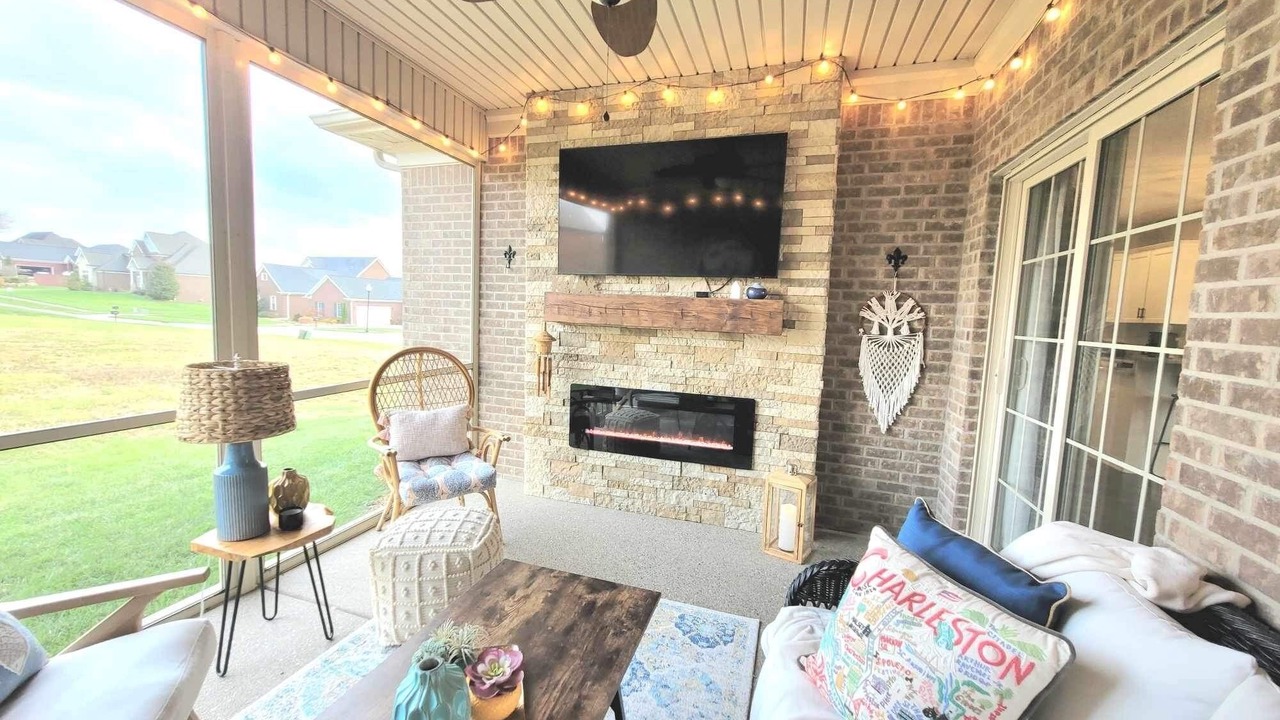 Photo of Livingroom in Simpsonville
