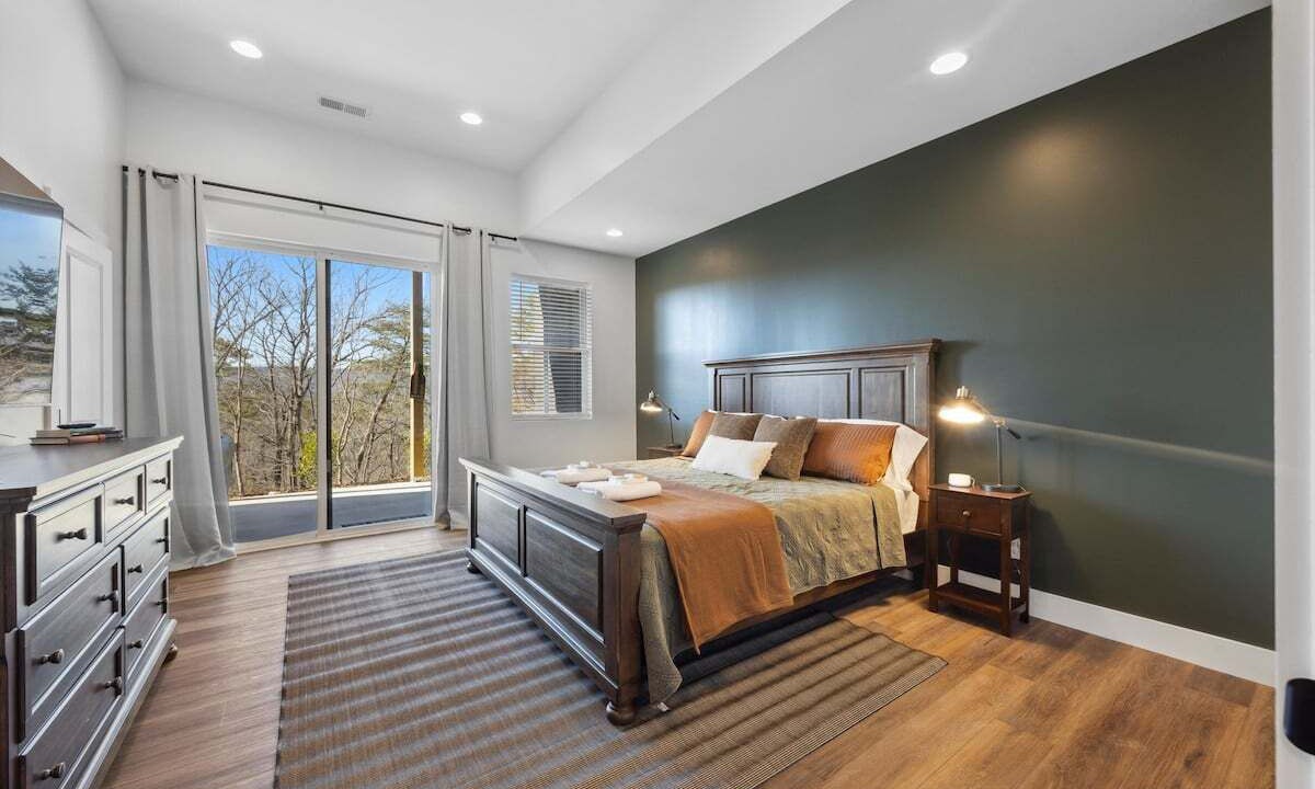 Photo of Bedroom in Chattanooga Valley