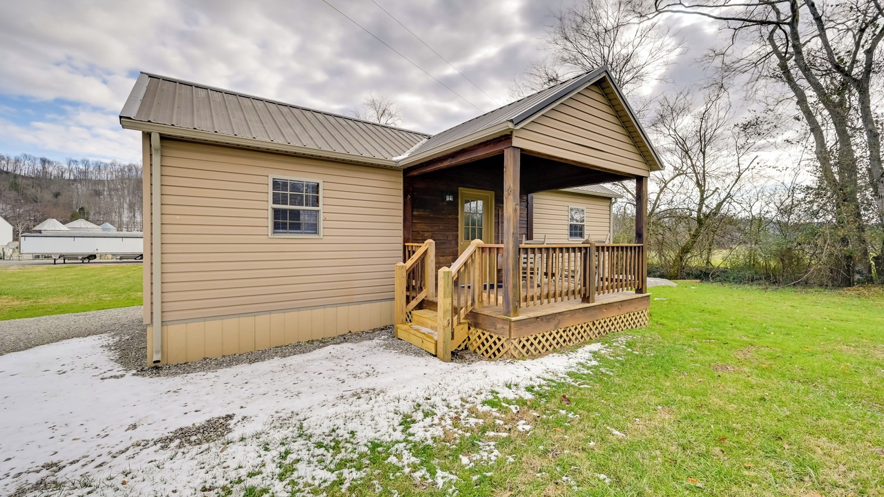 Photo of Outdoor in Bakerton