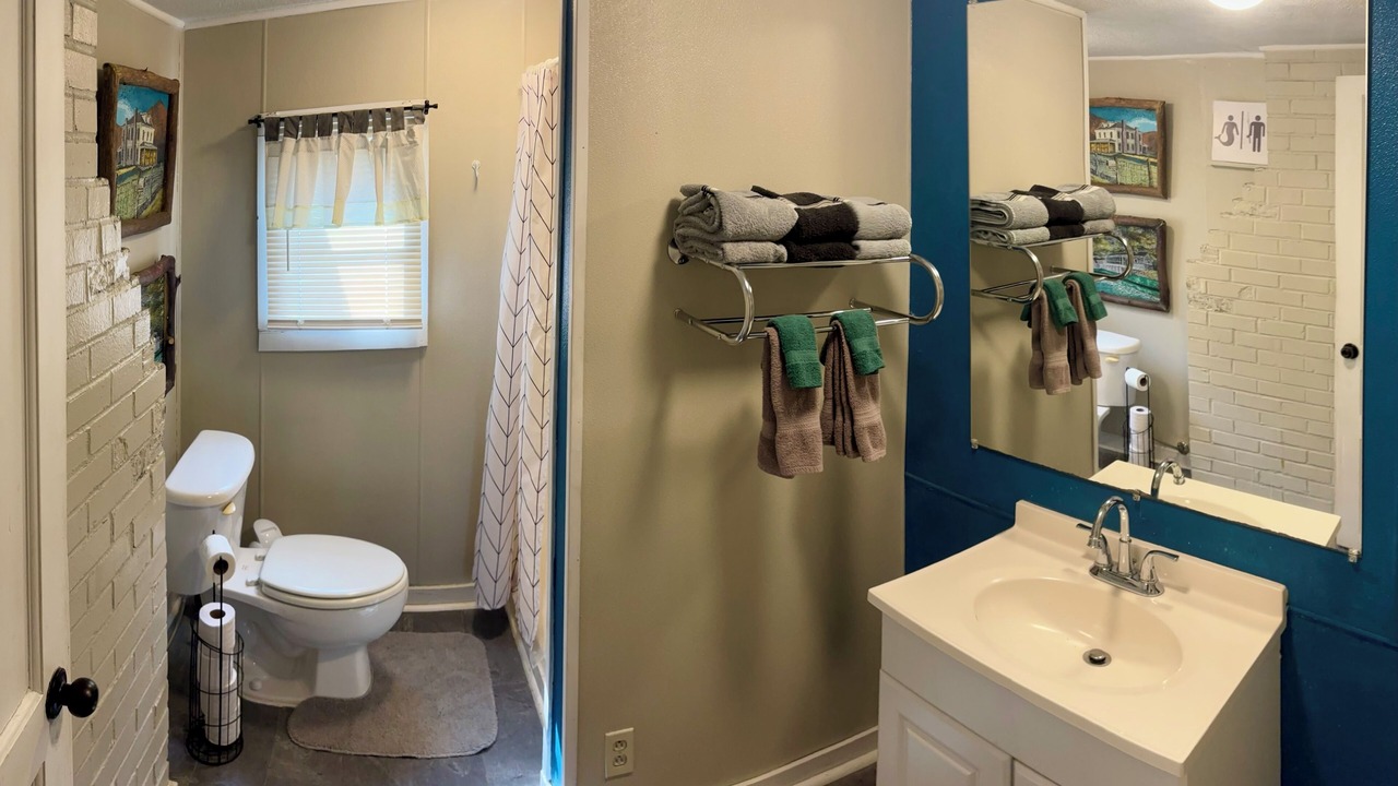 Photo of Bathroom in Lynn Garden