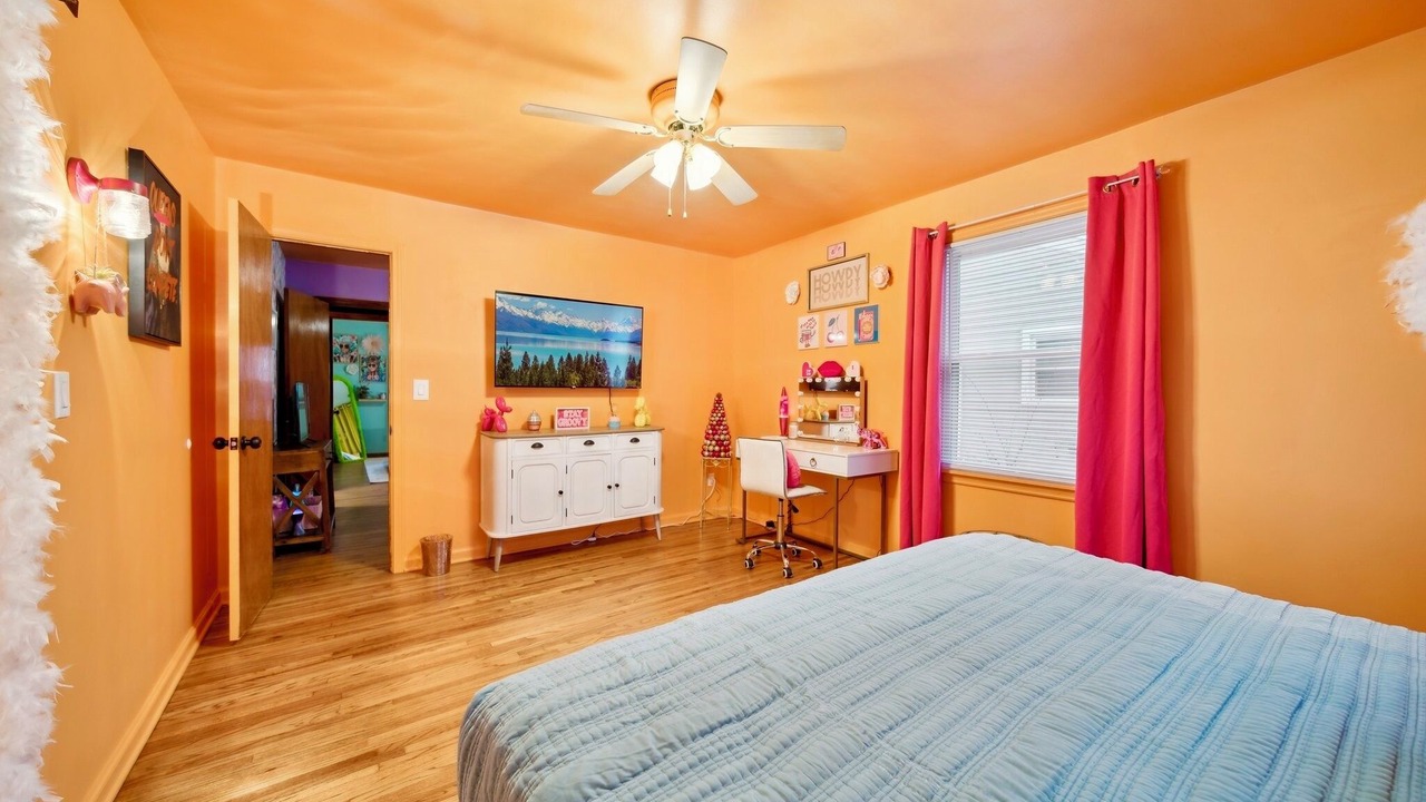 Photo of Bedroom in Broken Arrow