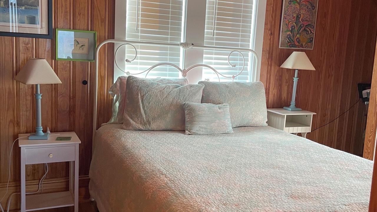 Photo of Bedroom in Ocracoke