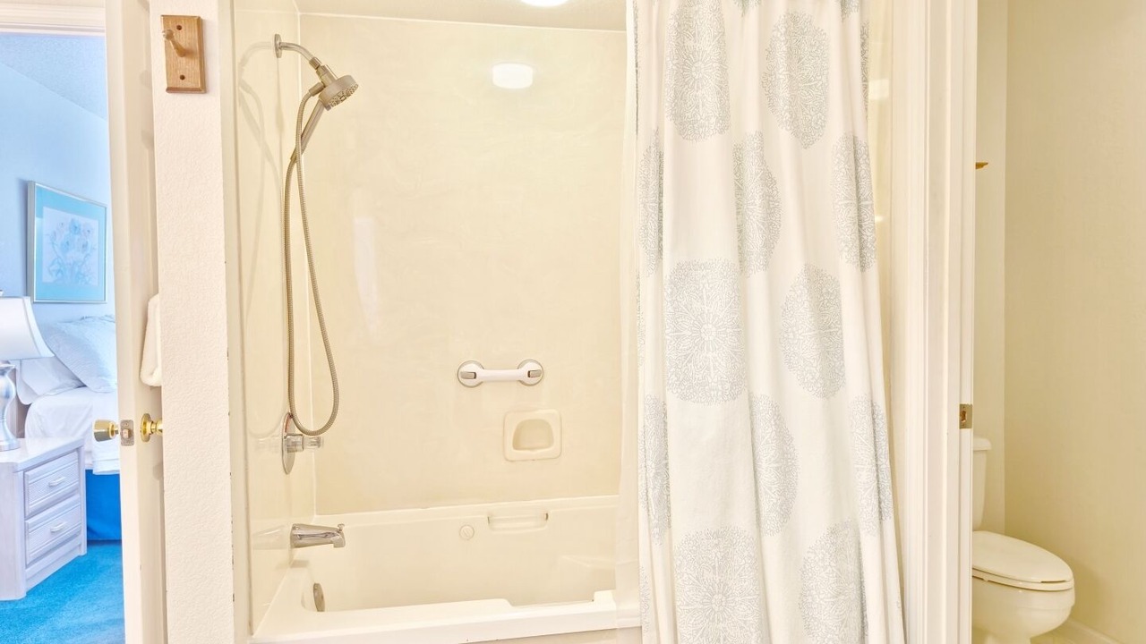 Photo of Bathroom in Branson