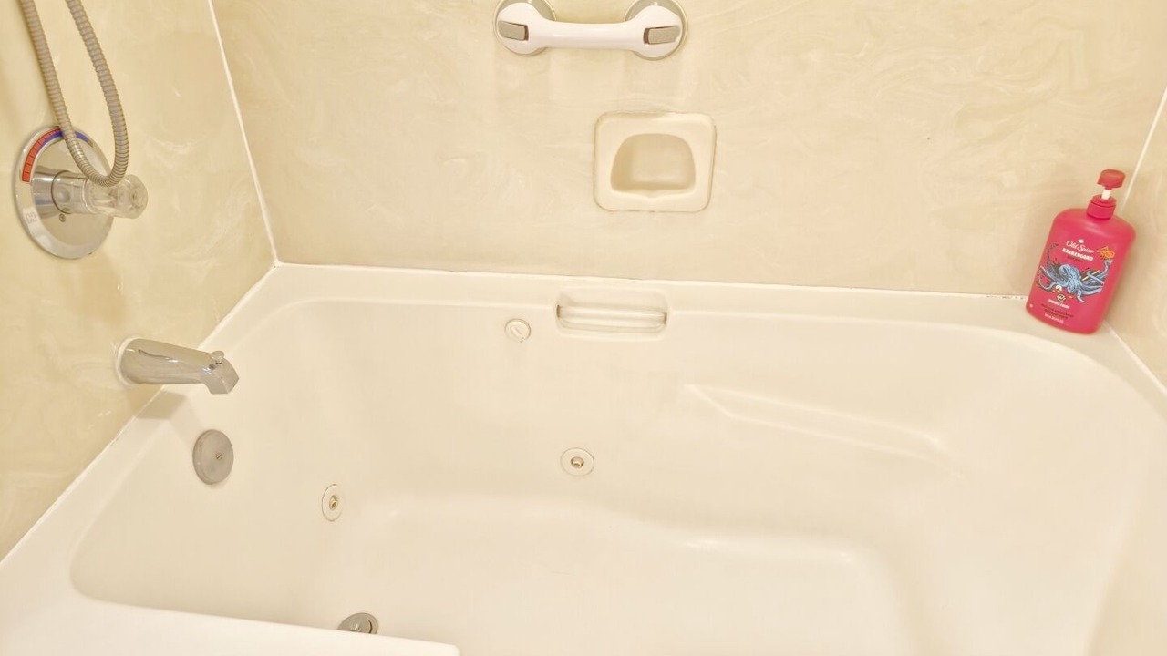Photo of Bathroom in Branson