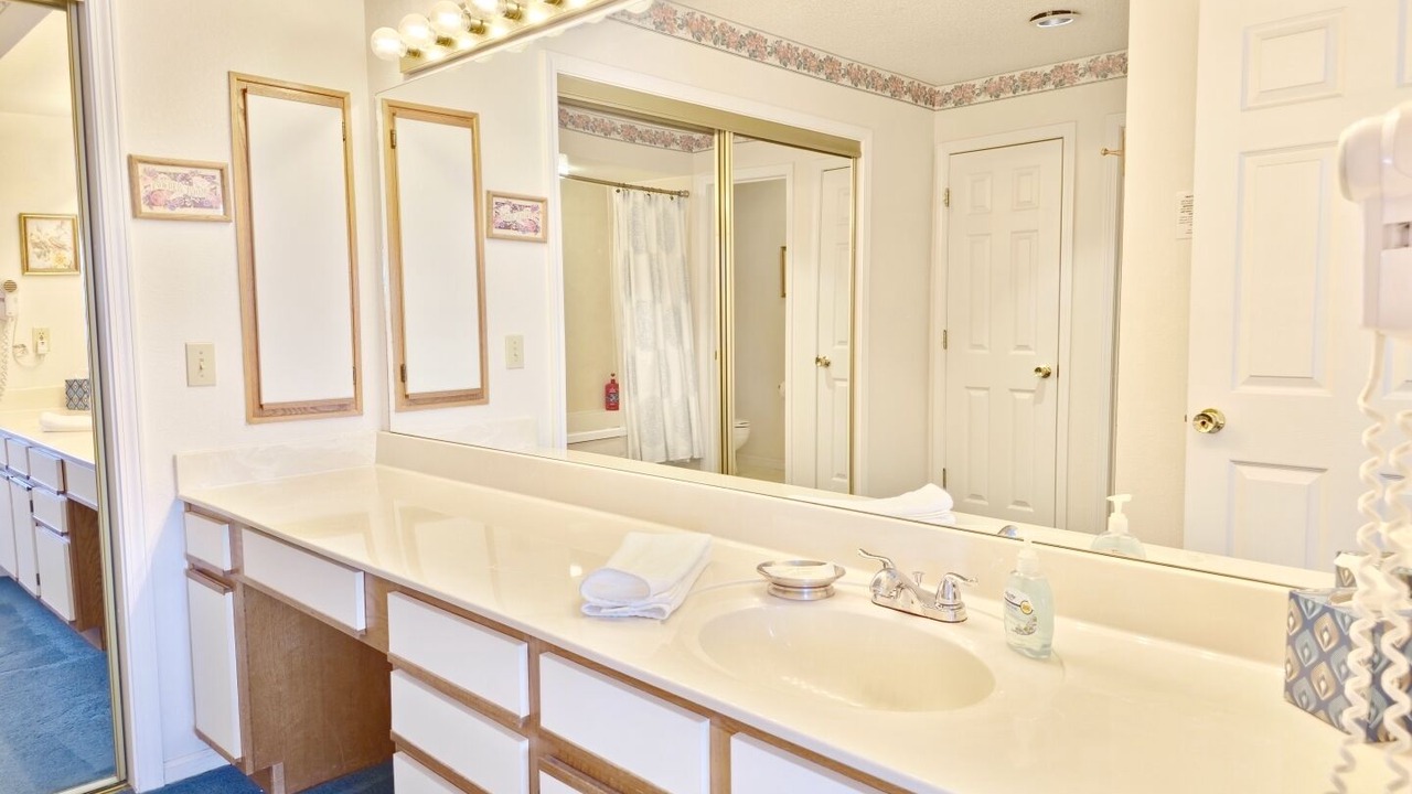 Photo of Bathroom in Branson