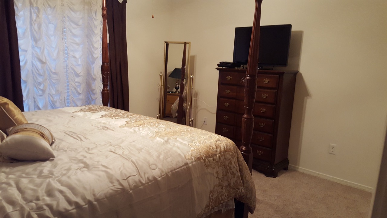 Photo of Bedroom in Branson