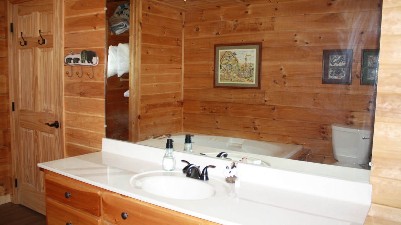Photo of Bathroom in Sevierville