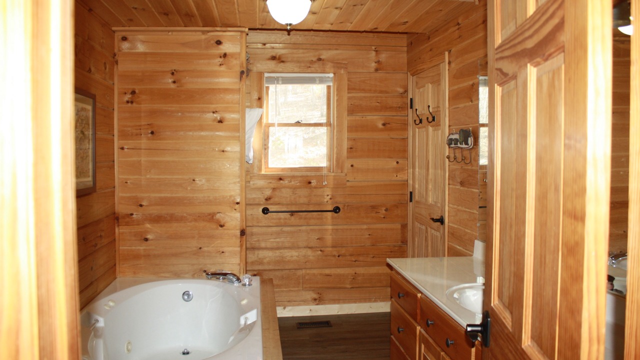 Photo of Bathroom in Sevierville