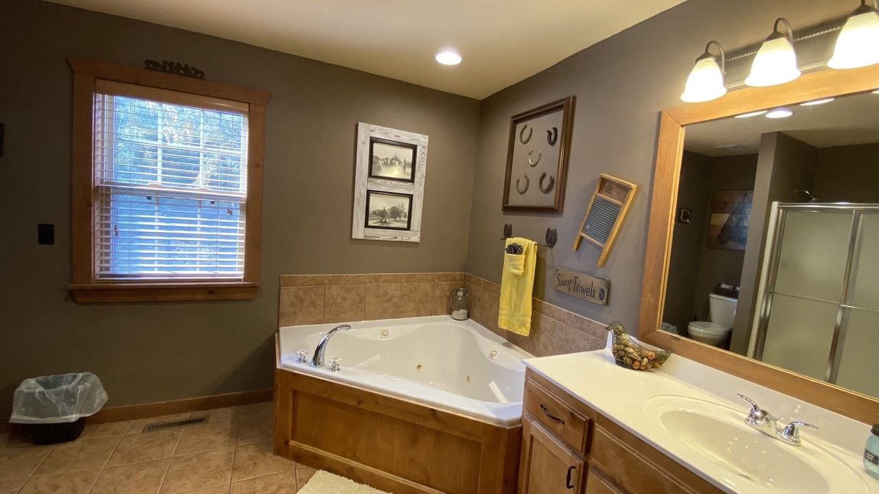 Photo of Bathroom in Branson West
