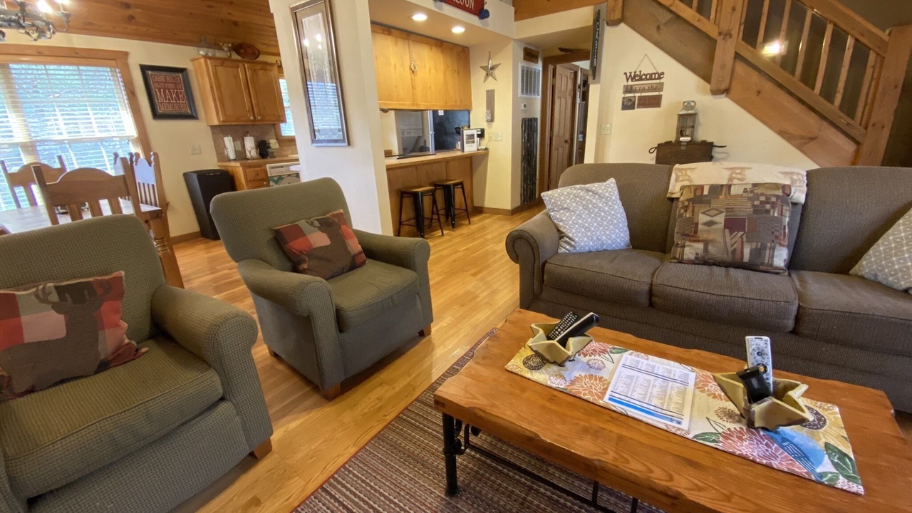 Photo of Livingroom in Branson West