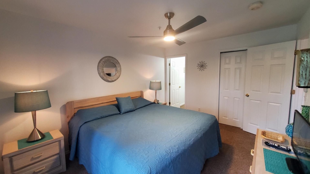 Photo of Bedroom in Hollister
