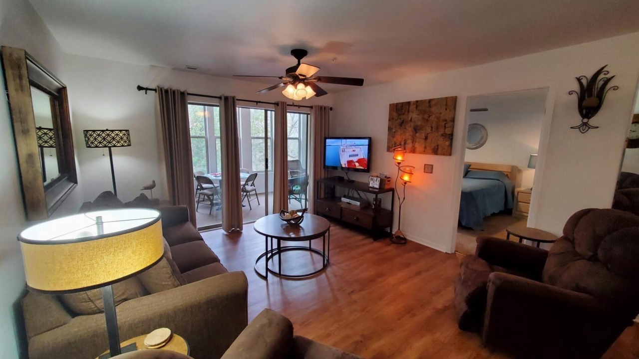 Photo of Livingroom in Hollister