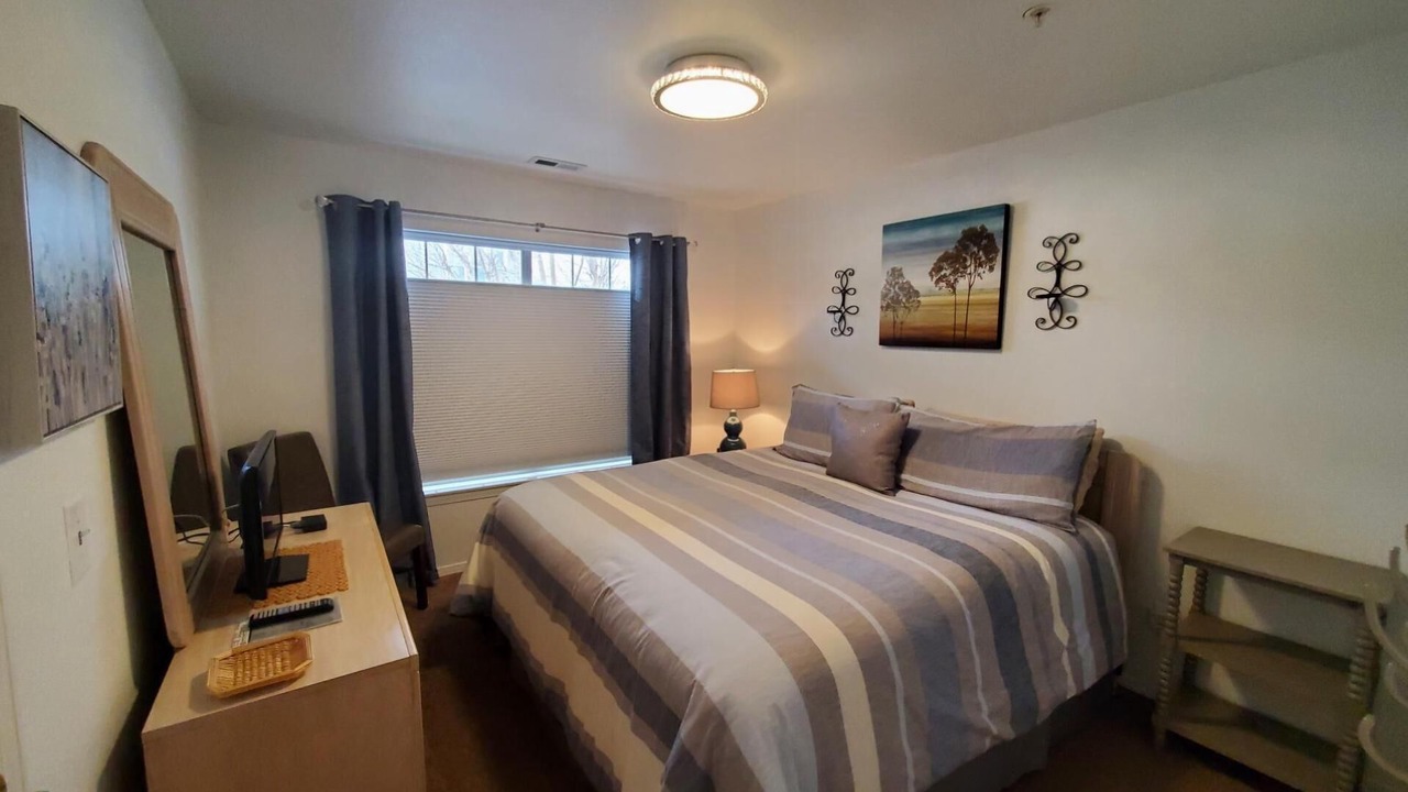 Photo of Bedroom in Hollister