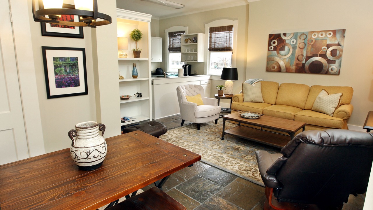 Photo of Livingroom in East Midtown