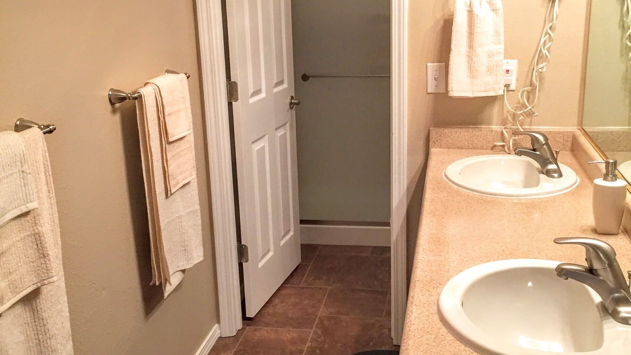 Photo of Bathroom in Branson