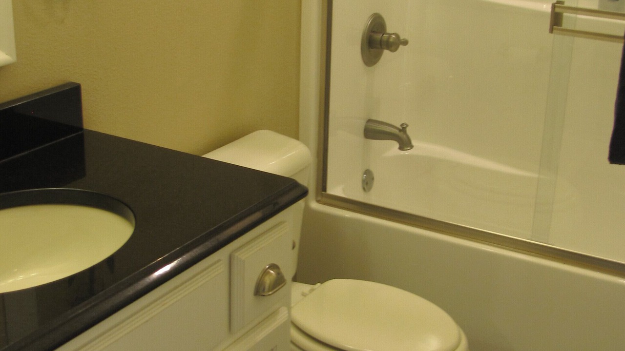 Photo of Bathroom in Hollister