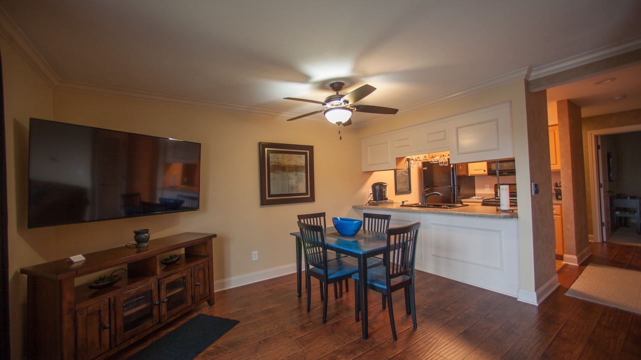 Photo of Livingroom in Table Rock