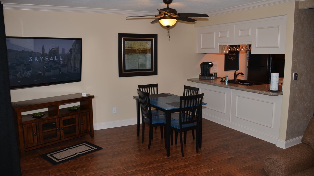 Photo of Livingroom in Table Rock