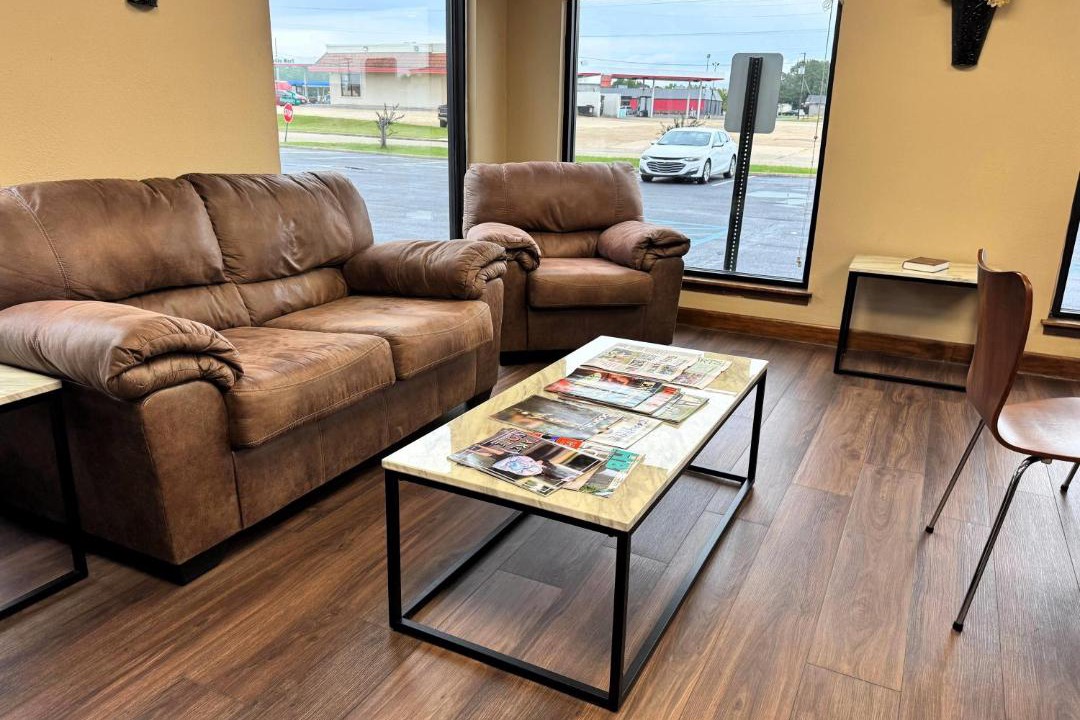 Photo of Livingroom in Booneville
