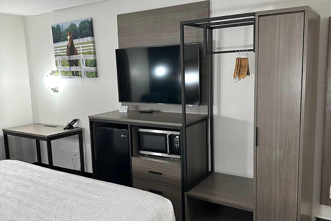 Photo of Bedroom in La Grange