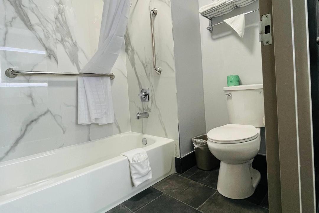 Photo of Bathroom in La Grange