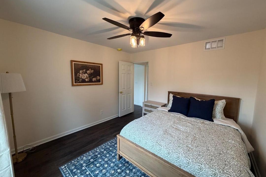 Photo of Bedroom in Coxs Creek