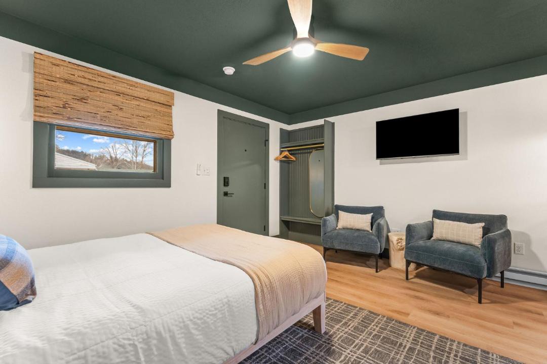 Photo of Bedroom in Branson